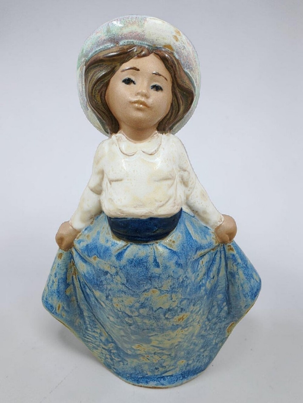 NAO By Lladro Young Girl Figurine Hand Made Vintage 80's Spain